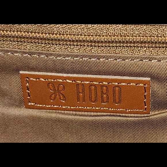 HOBO International Lauren Double Frame Leather Clutch Wallet Champagne Pinkish - Picture 6 of 11